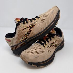 Brooks Women's Size 7 Adrenaline GTS 22 Leopard Print Athletic Beige/Black